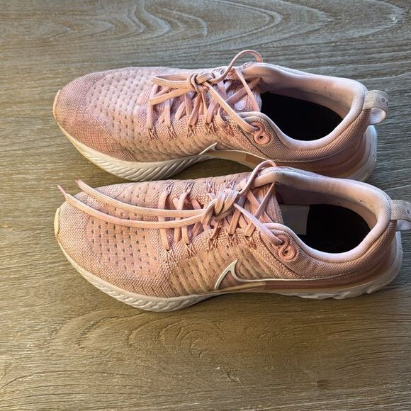 Nike Women’s React Infinity Run FK 2 Size 10.5 - Picture 3 of 7
